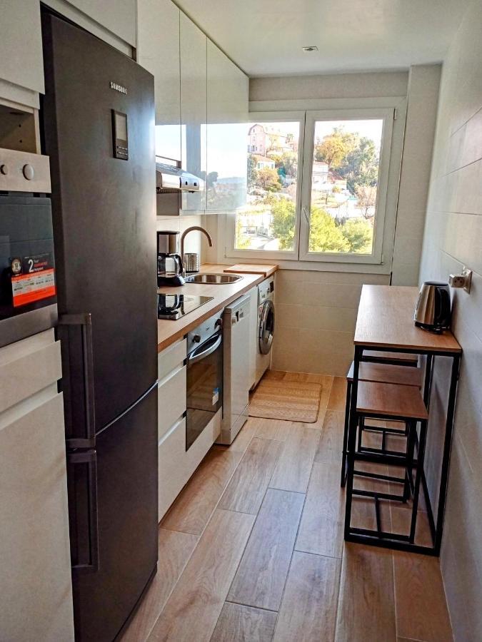 Private Room In Renovated Apartment - Tram 1 Min Walk Nizza Kültér fotó