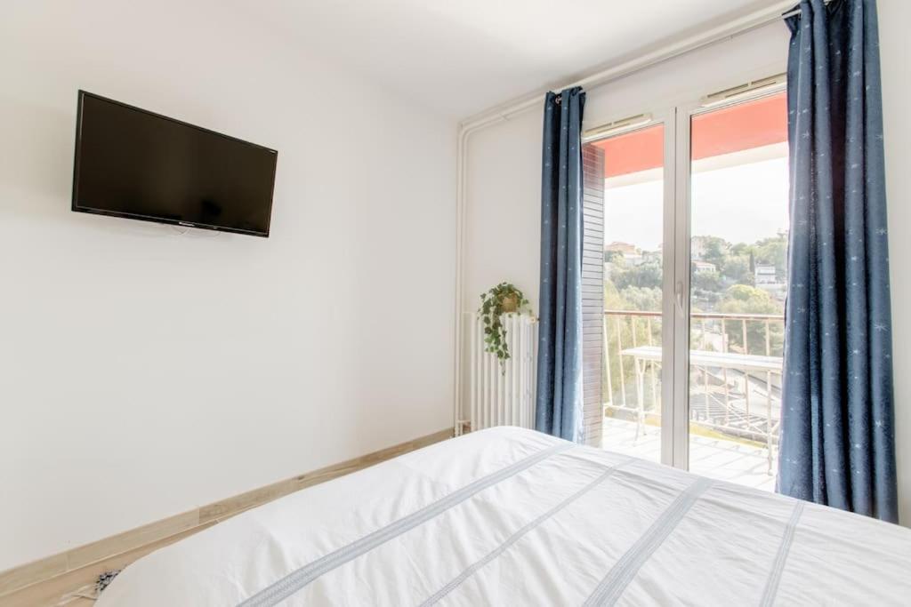 Private Room In Renovated Apartment - Tram 1 Min Walk Nizza Kültér fotó