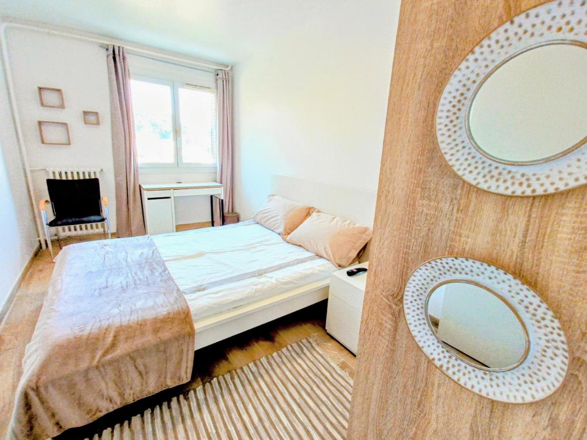 Private Room In Renovated Apartment - Tram 1 Min Walk Nizza Kültér fotó